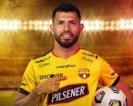 EL-‘KUN-AGUERO-SE-ENCUENTRA-VIAJANDO-A-ECUADOR-PARA-LA-NOCHE-AMARILLA-2023