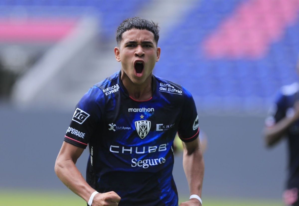 VARIOS-EQUIPOS-DE-LA-PREMIER-LEAGUE-ESTAN-INTERESADOS-EN-EL-JUGADOR-DEL-IDV-KENDRY-PAEZ.